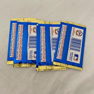-128- Baseball Cards | Opened Texas Express Packs
