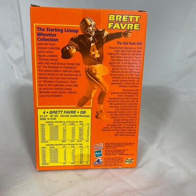 -136- Brett Favre | Wheaties Starting Lineup Figure