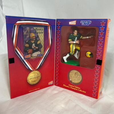 -136- Brett Favre | Wheaties Starting Lineup Figure