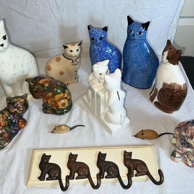 Cat Decor Decorations Lot