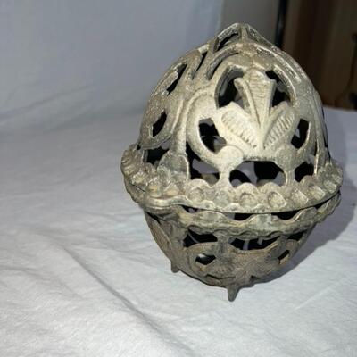 Antique Yard Holder Globe Cage