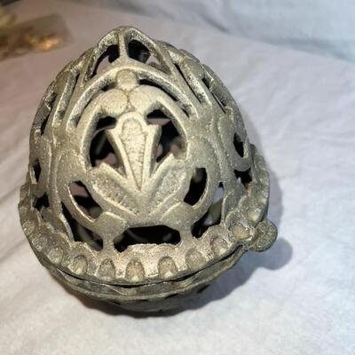 Antique Yard Holder Globe Cage