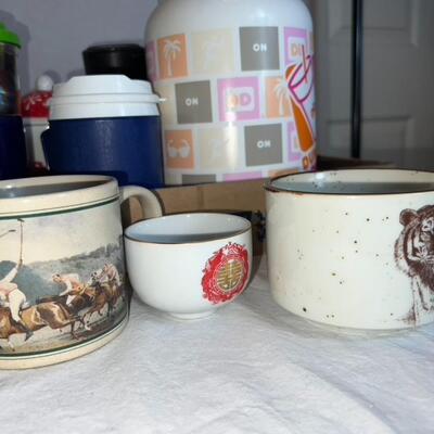 Lot of Vintage Glasses and Cups