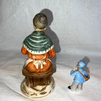 2 Lefton Figures Taiwan