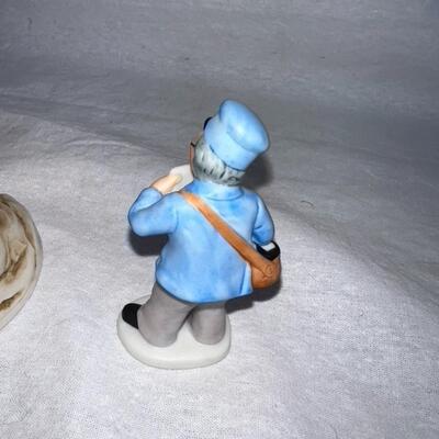 2 Lefton Figures Taiwan