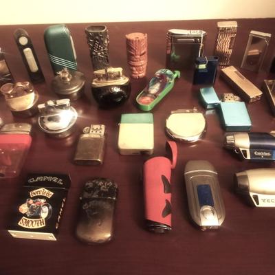 VARIETY OF LIGHTERS