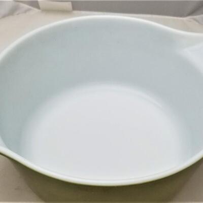 Lot #9  Vintage Avocado Green Pyrex Bowl