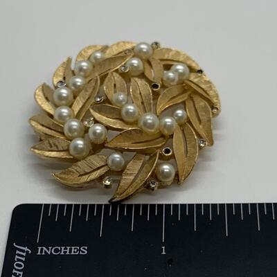 LOTJ38: Two Vintage Goldtone Brooches: The Giovanni Rose and Vintage "Crown" Trifari circular leaf and  faux pearl