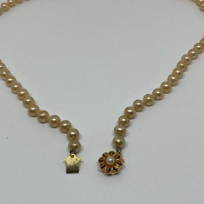 LOTJ49: Vintage Faux Pearl Necklace, Bracelet and Pierced Earrings
