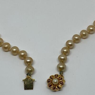 LOTJ49: Vintage Faux Pearl Necklace, Bracelet and Pierced Earrings