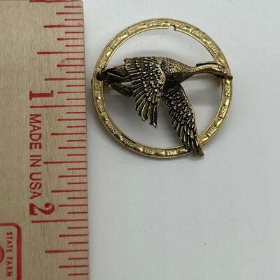 LOTJ83: Four Vintage Brooches