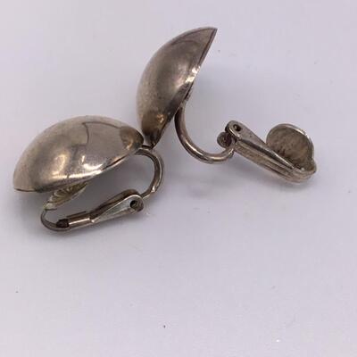 LOTJ113: Sterling Silver Vintage Clip-On Button Earrings