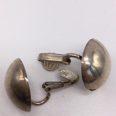 LOTJ113: Sterling Silver Vintage Clip-On Button Earrings