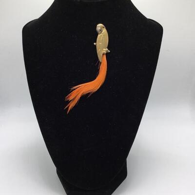 LOTJ122: Hallmarked Vintage Brass Parrot Brooch with Long Feather Tail