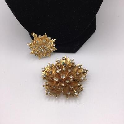 LOTJ134: Vintage Fashion Pin and Pendant