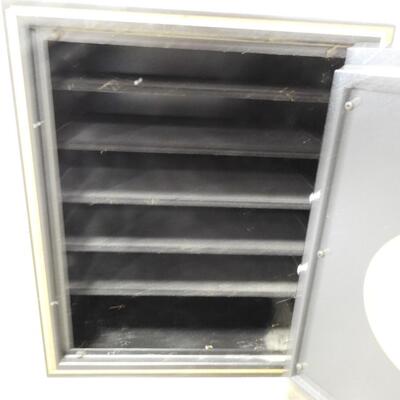 Steel Safe: World Monetary Exchange Reserve 22"x18"x14 1/2" , Door WON'T Close