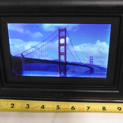 Coby 7" Widescreen Digital Photo Frame w/Adapter & Instructions, Like New, WORKS