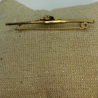 LOT:3: Vintage French â€œORIAâ€ Bar/ Rose Flower Brooch (Pin)