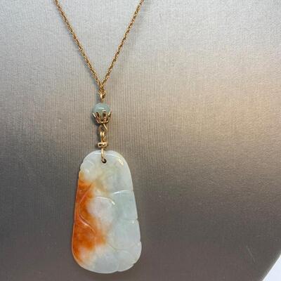LOT:7:  Natural Carved Bi Colored Jade Pendant Necklace