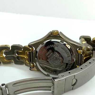 LOT:9: Womanâ€™s  Swiss made KG Heuer Water Resistant Watch Gold & Silver Tone