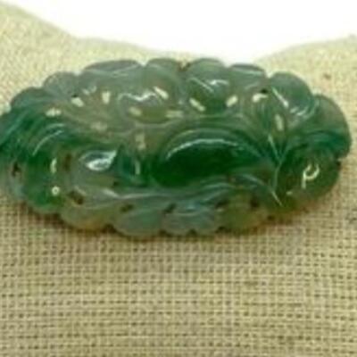 LOT:11: Vintage 14k Green Jade Brooch/Pin