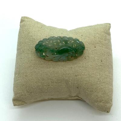 LOT:11: Vintage 14k Green Jade Brooch/Pin
