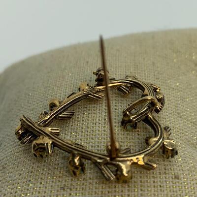LOT:12: Antique Victorian Heart Shape Brooch/Pendant with turquoise seed beads