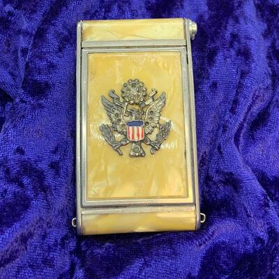 LOT:23: Vintage Makeup Powder Compact Case