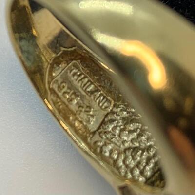LOT:37: Thailand Blue Topaz Ring - 925 size 7.5
