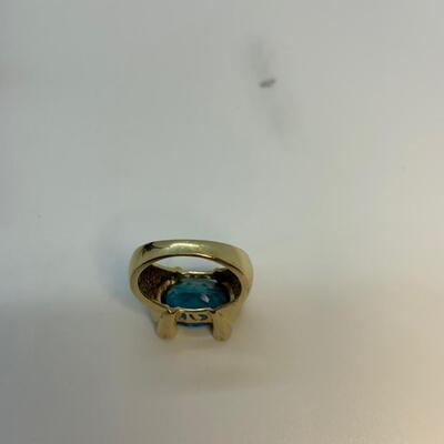 LOT:37: Thailand Blue Topaz Ring - 925 size 7.5