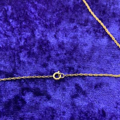 LOT:40: 12k 24â€ Fine Chain Necklace