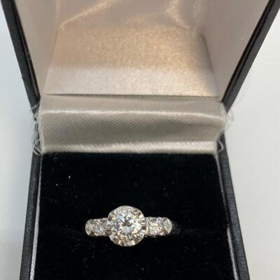 LOT:42: 14k .75 Ct Diamond Engagement Ring