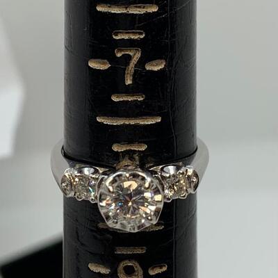 LOT:42: 14k .75 Ct Diamond Engagement Ring