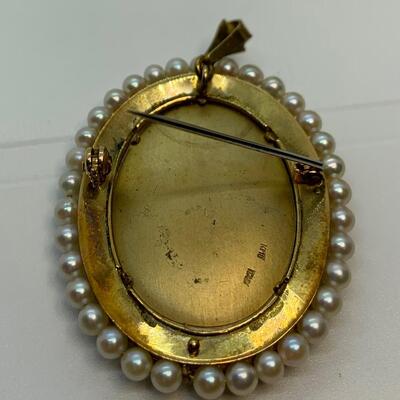 LOT:43: Vintage 18k Italy Pearl and Enamel Cameo Brooch with Diamond Chips