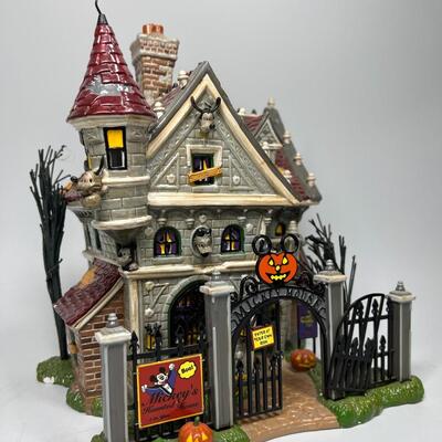 Disney Dept 56 Snow Village Mickeyâ€™s Haunted House Figurine Display