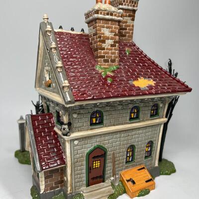 Disney Dept 56 Snow Village Mickeyâ€™s Haunted House Figurine Display