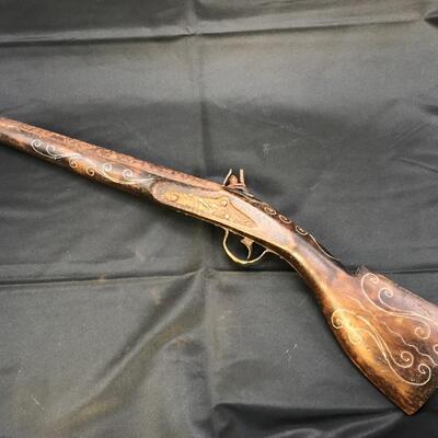 Flintlock gun