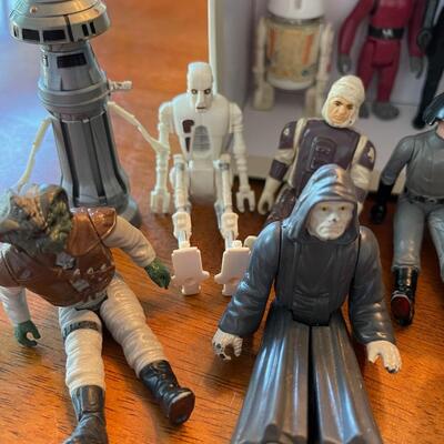 14 vintage Star Wars Figures