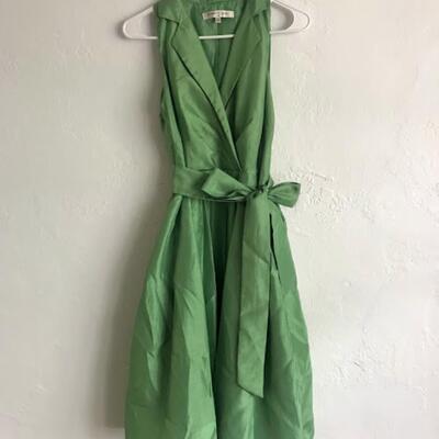 Gorgeous Evan Picone Satin Feel Dress Size 4