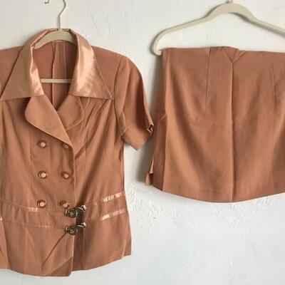 M Huangley Hand Tailored 2-Piece Set Size S
