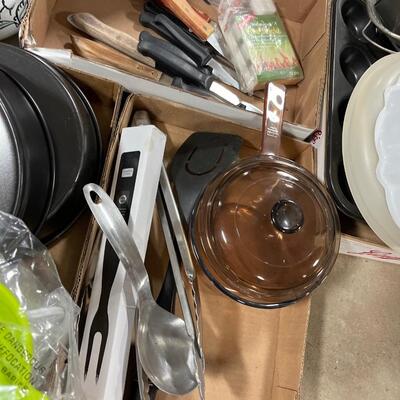 S35-Misc Kitchen Lot
