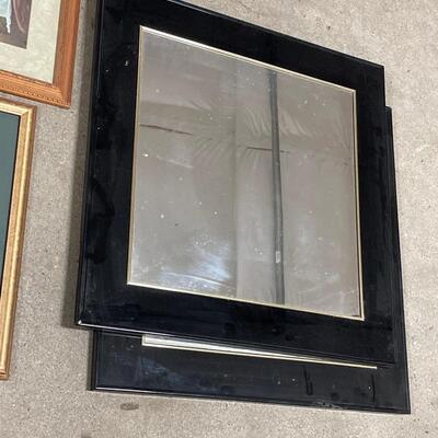 S73-Misc Wall Decor