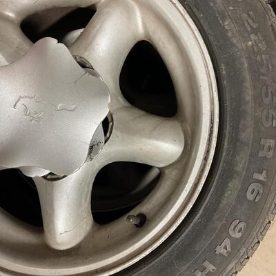 S77-Misc Tire Lot