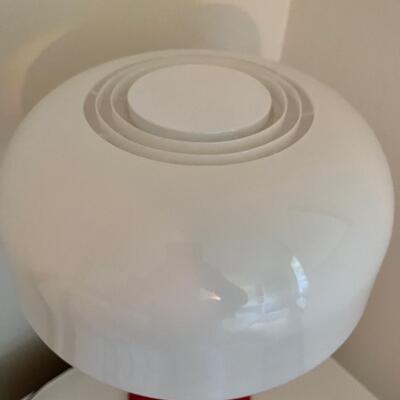 1970's mushroom lucite table lamp