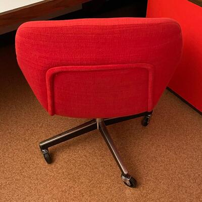 Knoll office chair - Very Nice!