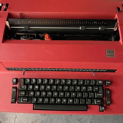 IBM correcting Selectric 2