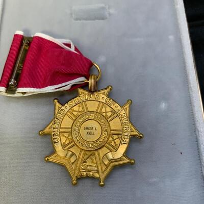 MEDAL LOT