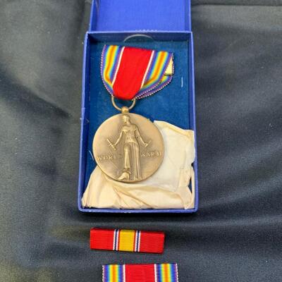 MEDAL LOT