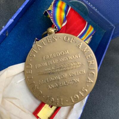 MEDAL LOT