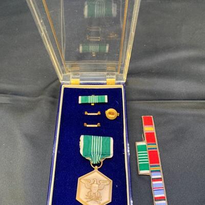MEDAL LOT